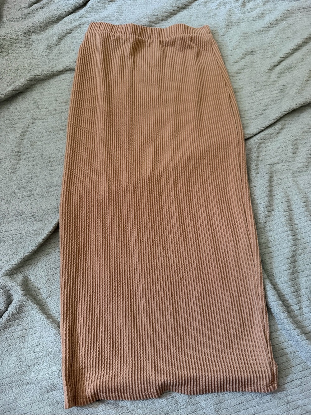 Ribbed Pencil Midi Skirt in Camel